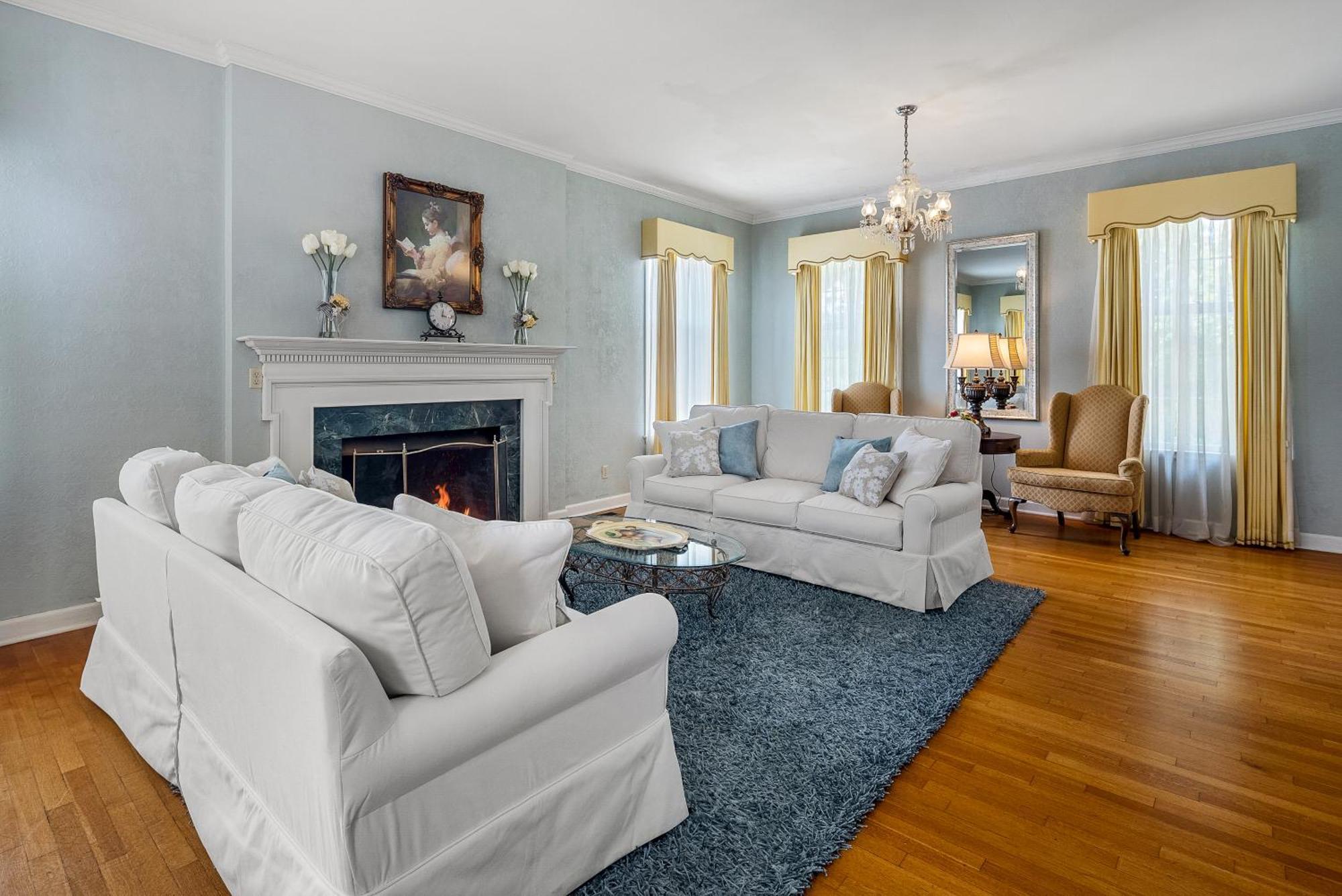 Beland Mansion-Treasured Mist Suite! Fort Smith Exteriör bild